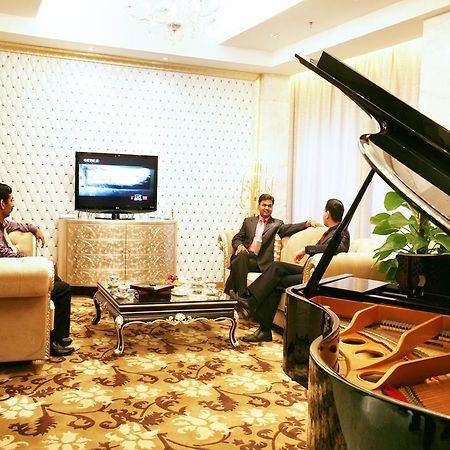 Glarun Jinling Hotel Nankin Extérieur photo