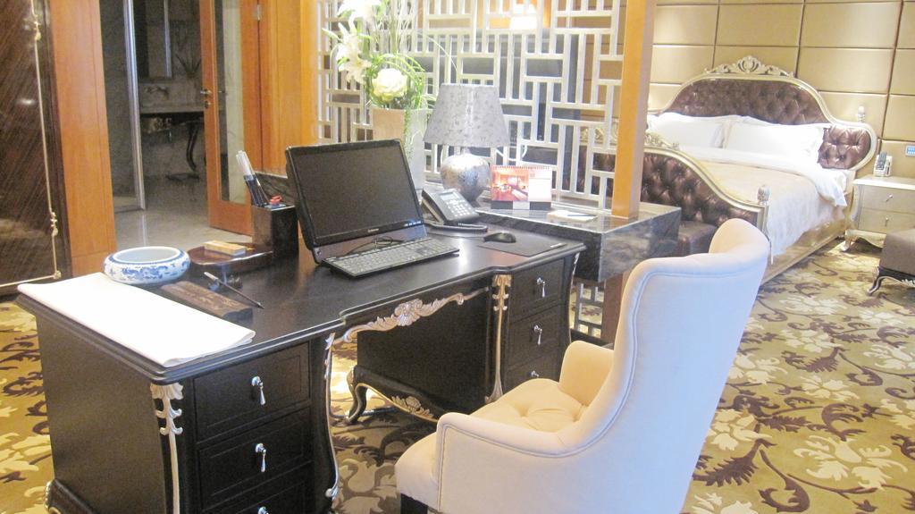 Glarun Jinling Hotel Nankin Extérieur photo