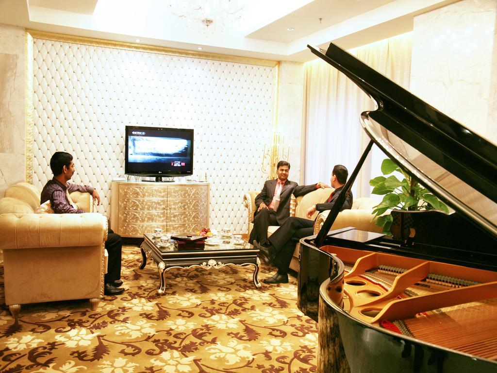 Glarun Jinling Hotel Nankin Extérieur photo